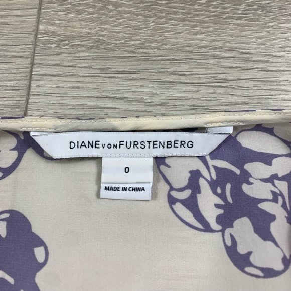Diane Von Furstenberg Silk Floral Print Blouse - Picture 6 of 13